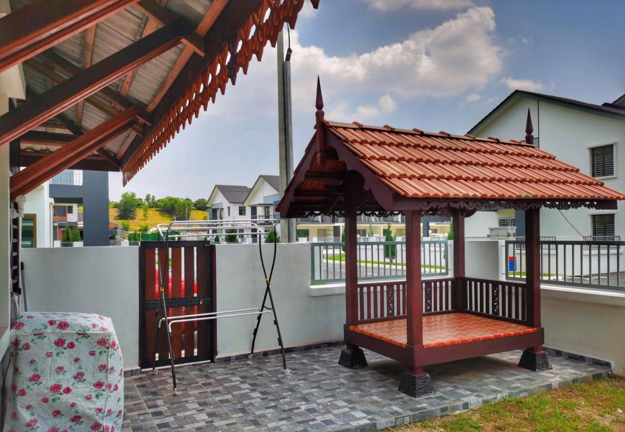 Pesona Suri Homestay Batu Pahat Zewnętrze zdjęcie