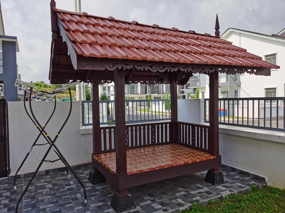 Pesona Suri Homestay Batu Pahat Zewnętrze zdjęcie